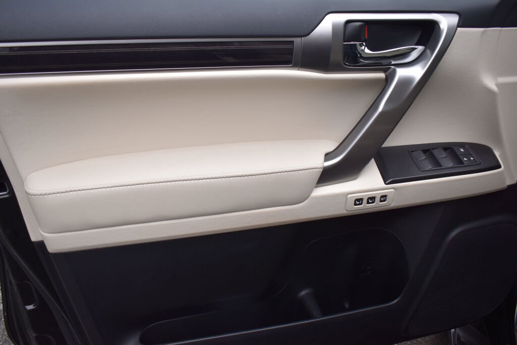 Used 2022 Lexus GX 460 Premium image 17