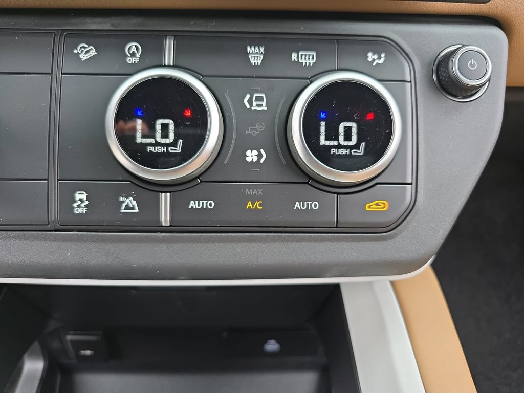 New 2026 Land Rover Defender 110 S AWD/4WD image 24