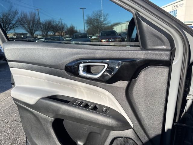 Certified 2023 Jeep Compass Limited image 34