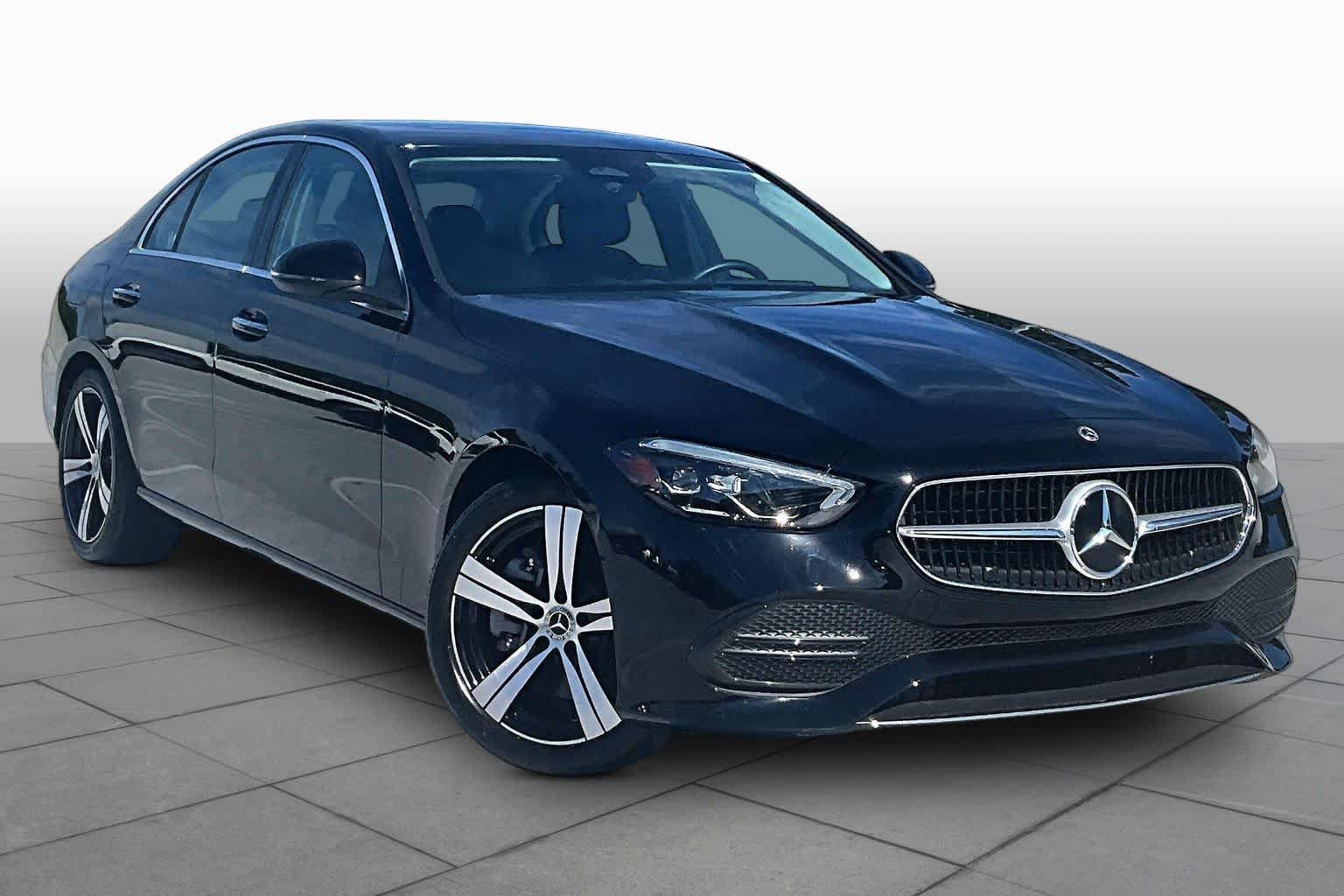 Used 2022 Mercedes-Benz C 300 Sedan image 3