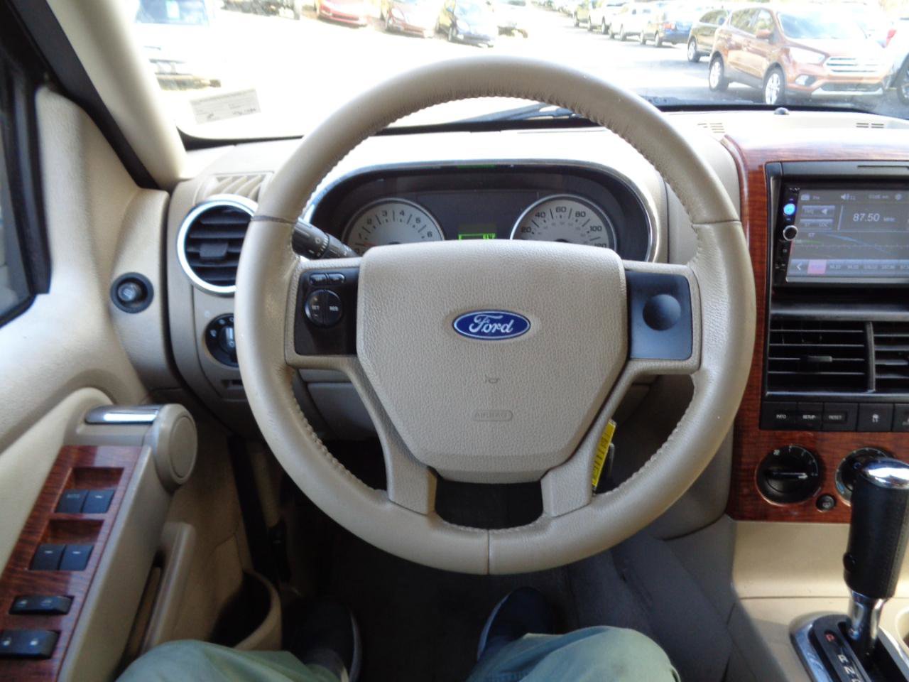 Used 2007 Ford Explorer Eddie Bauer AWD/4WD image 18