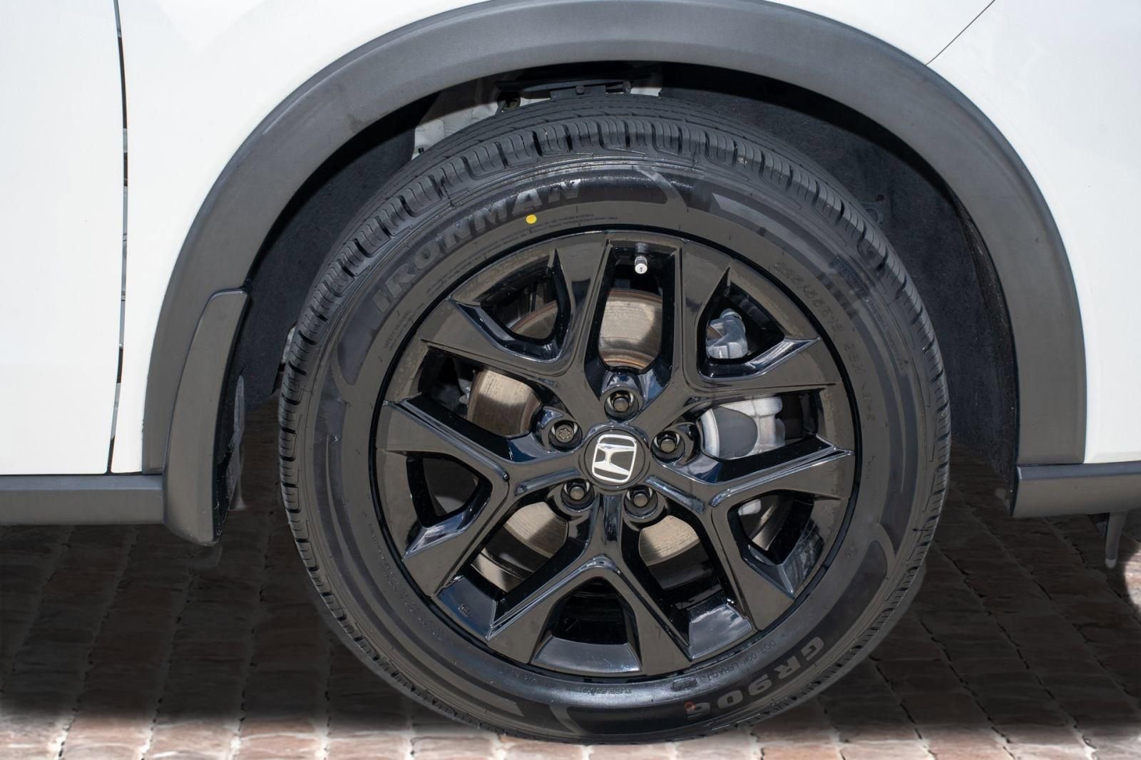 Certified 2024 Honda HR-V Sport image 41