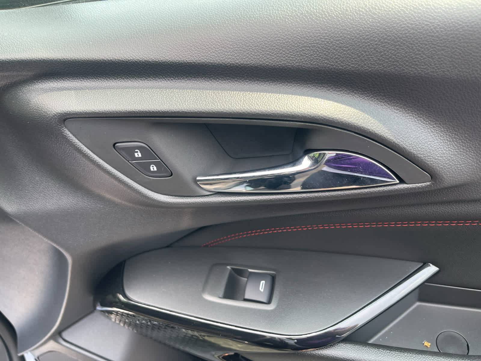 New 2026 Chevrolet Trax RS w/ Driver Confidence Package FWD image 28