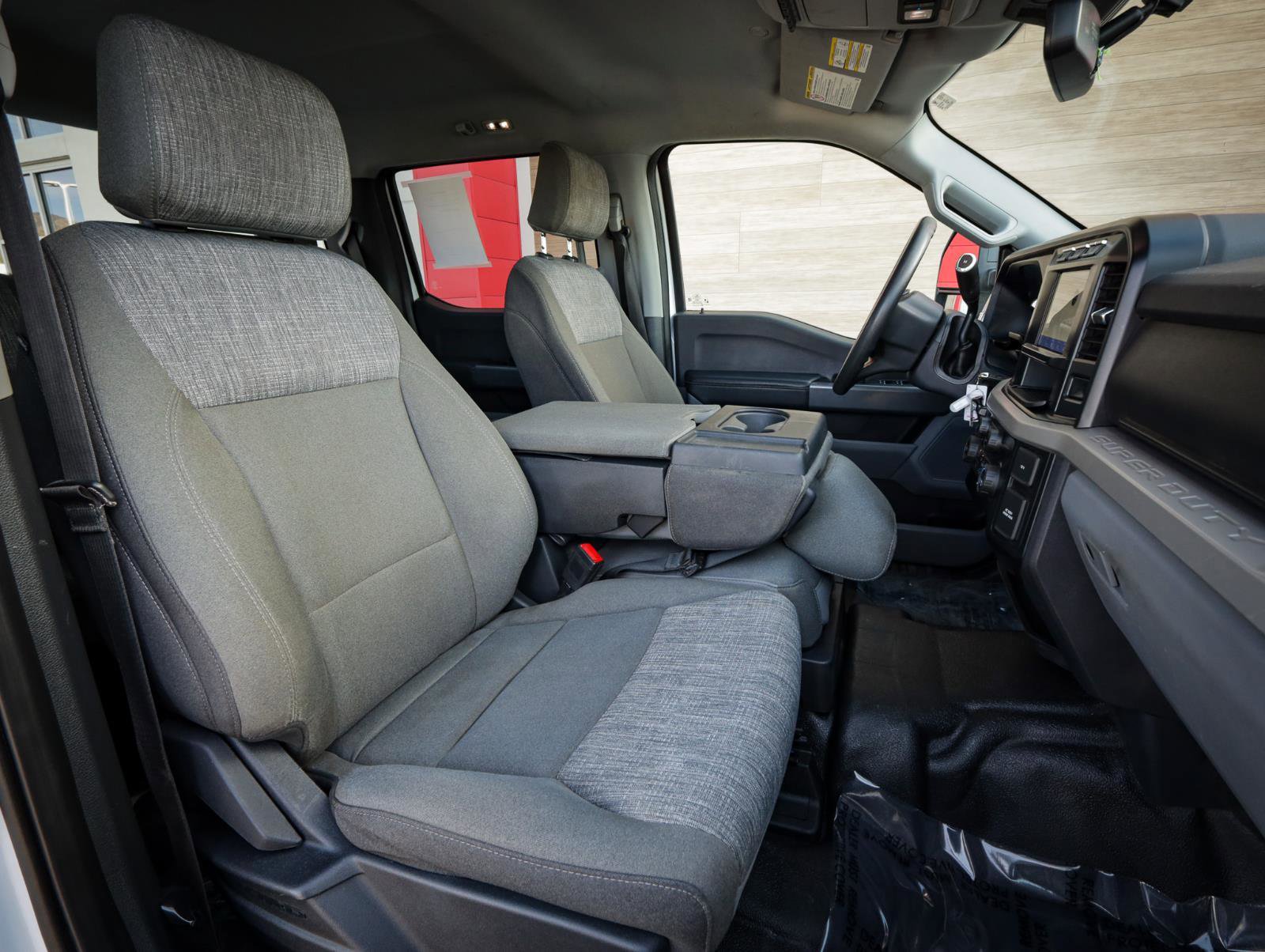 Used 2023 Ford F350 XLT w/ FX4 Off-Road Package image 23