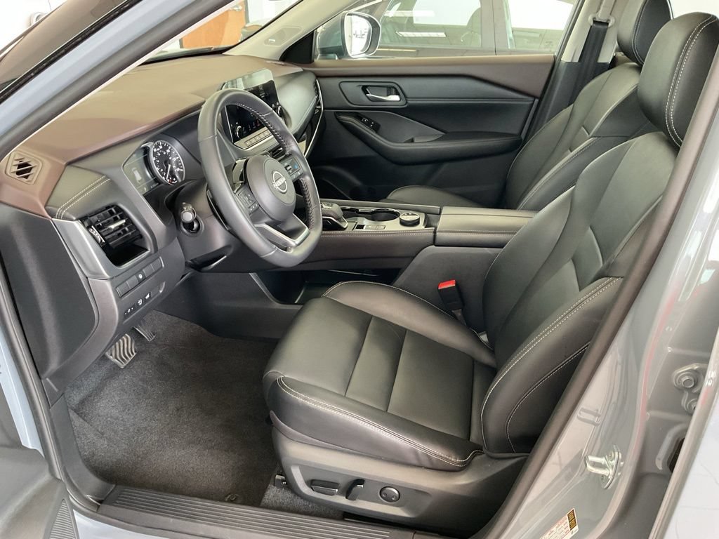 Used 2023 Nissan Rogue SL w/ SL Premium Package AWD/4WD image 10