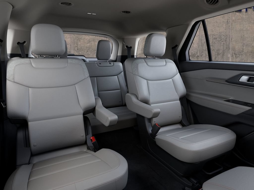 New 2027 Ford Explorer Active w/ Active Comfort Package AWD/4WD image 13