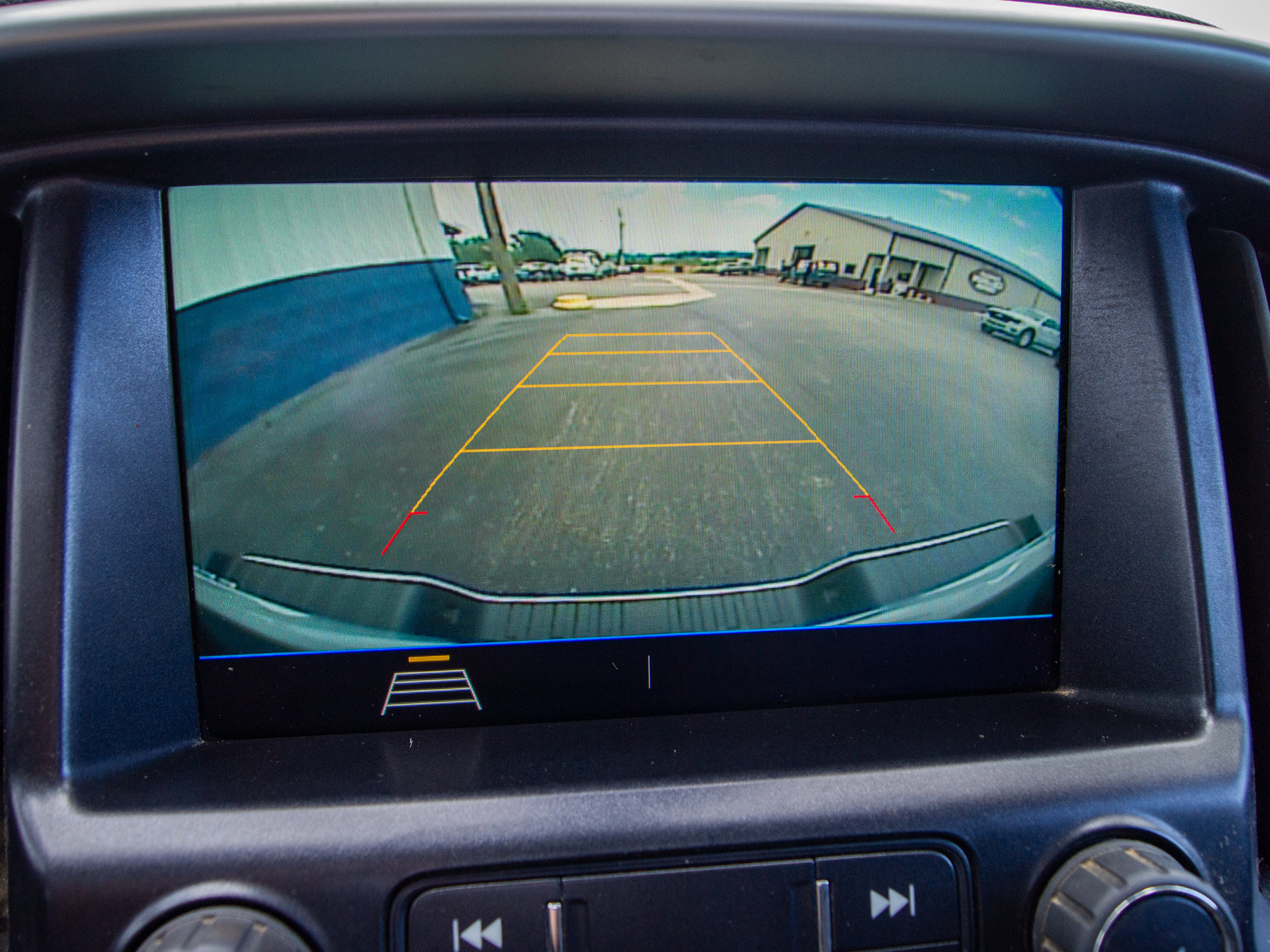 Used 2022 Chevrolet Colorado LT w/ Fleet Safety Package AWD/4WD image 17