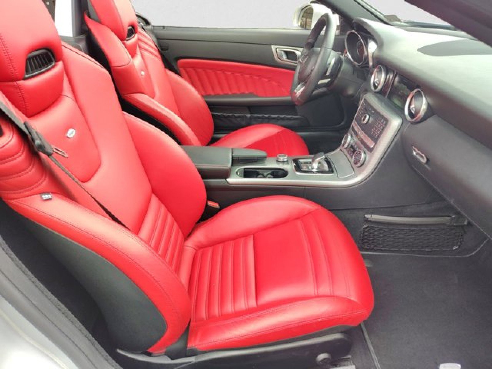 Used 2019 Mercedes-Benz SLC 300 image 19