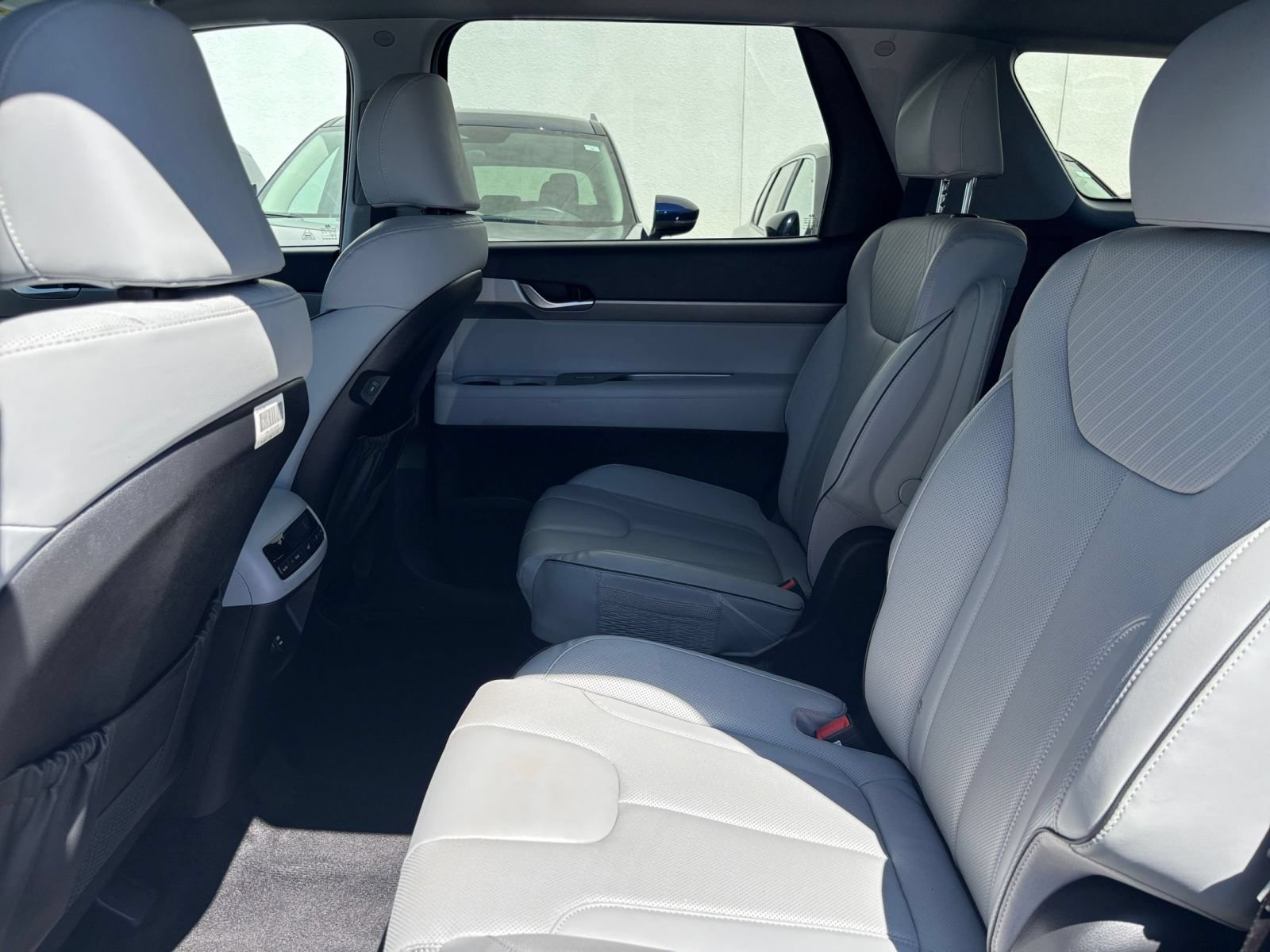 Used 2025 Hyundai Palisade SEL FWD image 28