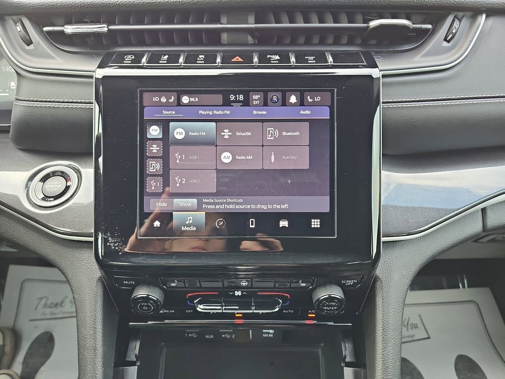 Used 2023 Jeep Grand Cherokee Altitude image 25