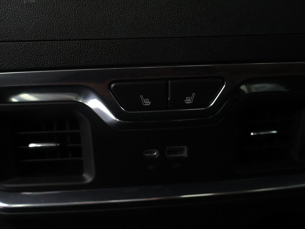 Used 2023 GMC Sierra 1500 Denali Ultimate AWD/4WD image 47