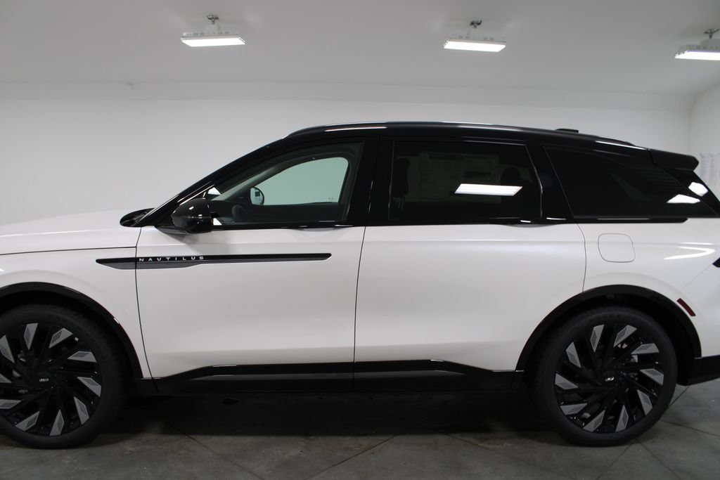 New 2026 Lincoln Nautilus Reserve AWD/4WD image 5