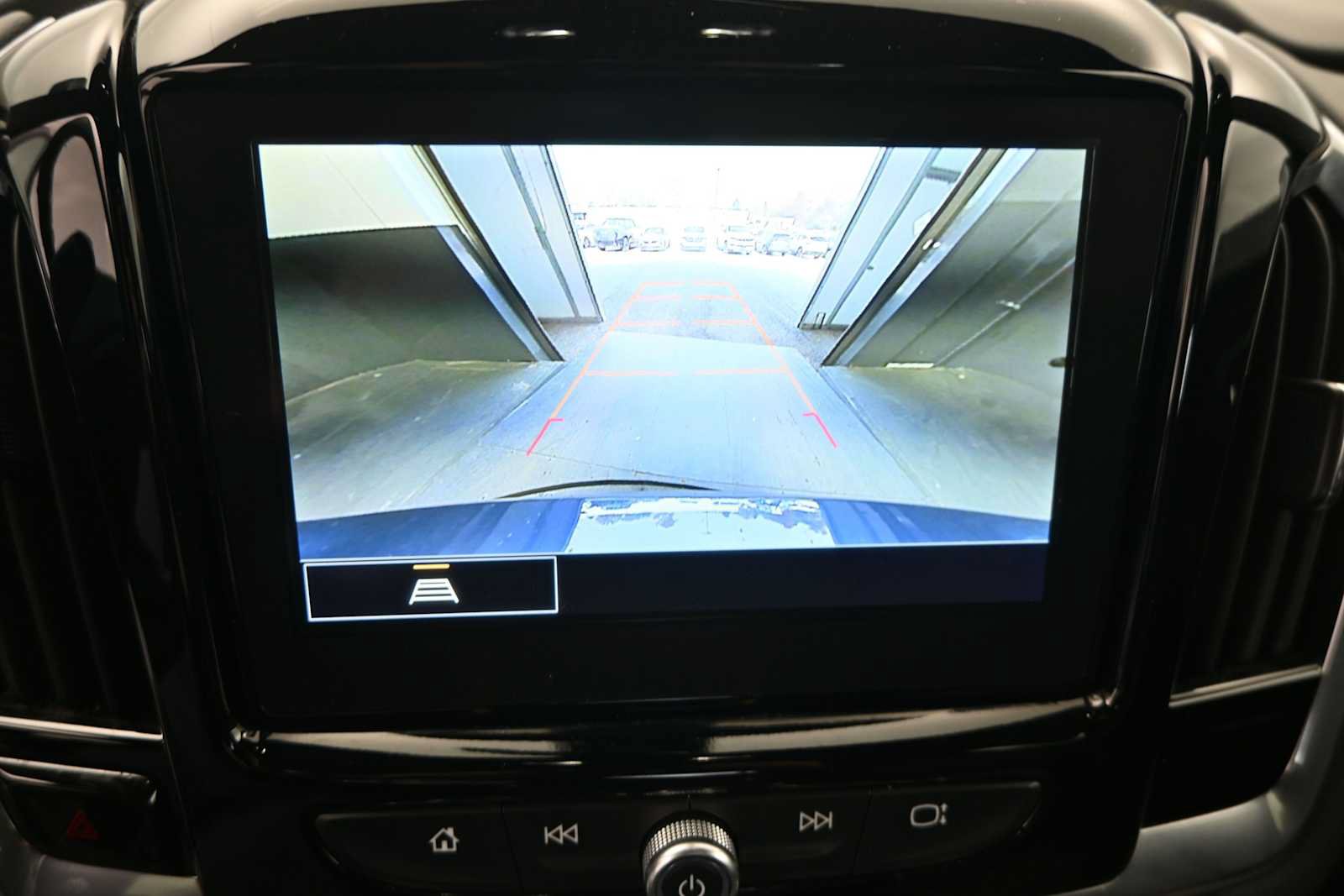Used 2023 Chevrolet Traverse LT AWD/4WD image 15