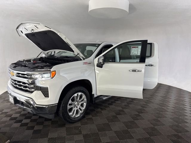 Used 2022 Chevrolet Silverado 1500 LTZ w/ LTZ Convenience Package II image 12