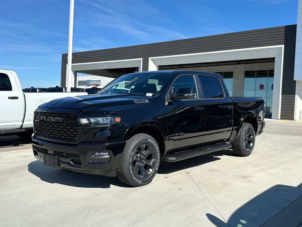 New 2026 RAM 1500 4x4 Crew Cab image 2