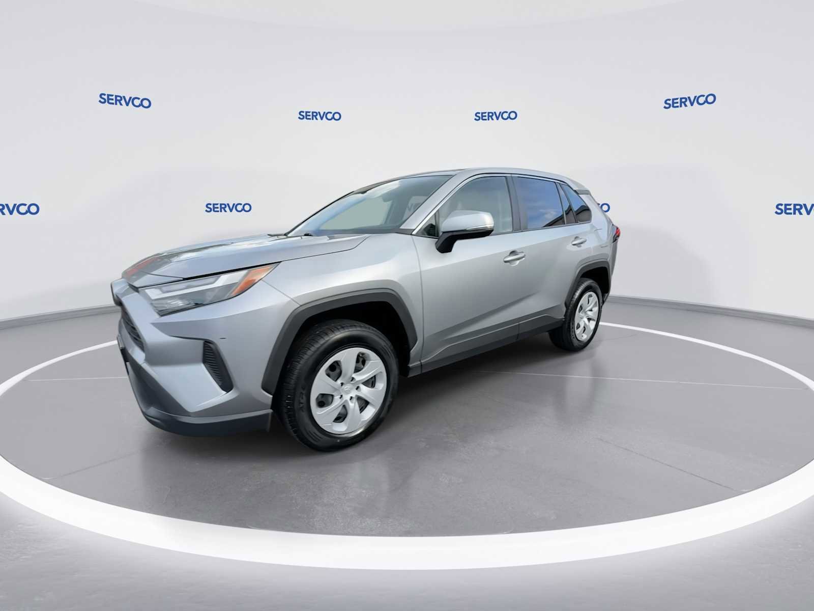 Used 2023 Toyota RAV4 LE FWD image 4