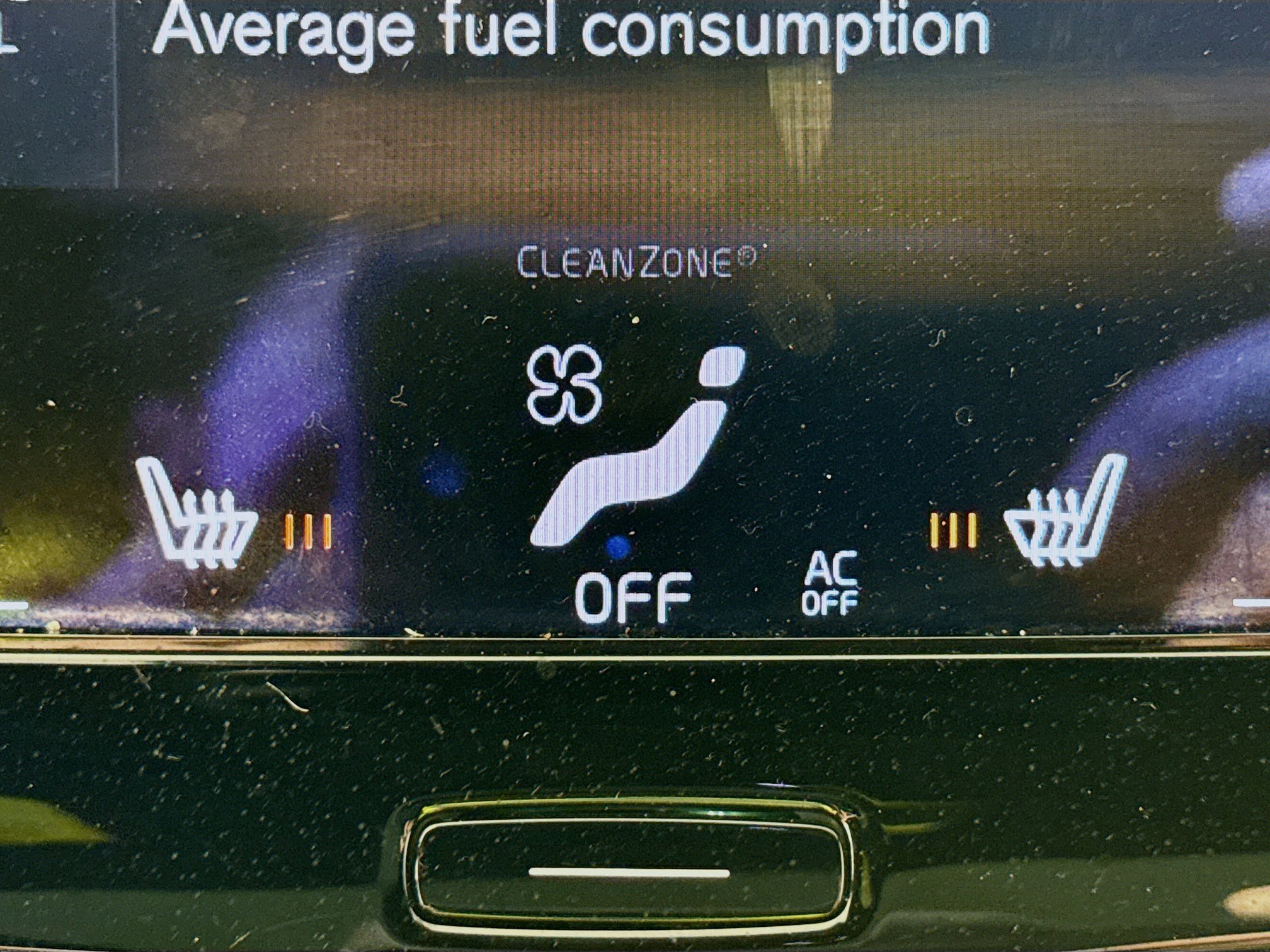 Used 2017 Volvo XC90 T8 R-Design w/ Vision Package image 22