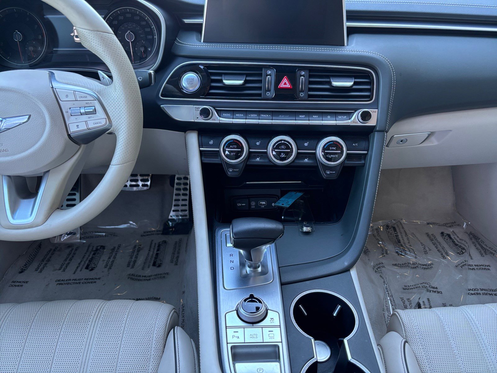 Used 2019 Genesis G70 3.3T Design image 11