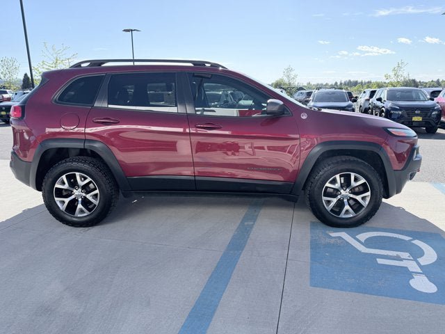 Used 2015 Jeep Cherokee Trailhawk w/ Comfort/Convenience Group AWD/4WD image 5