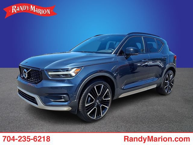 Used 2022 Volvo XC40 T5 R-Design AWD/4WD video 1