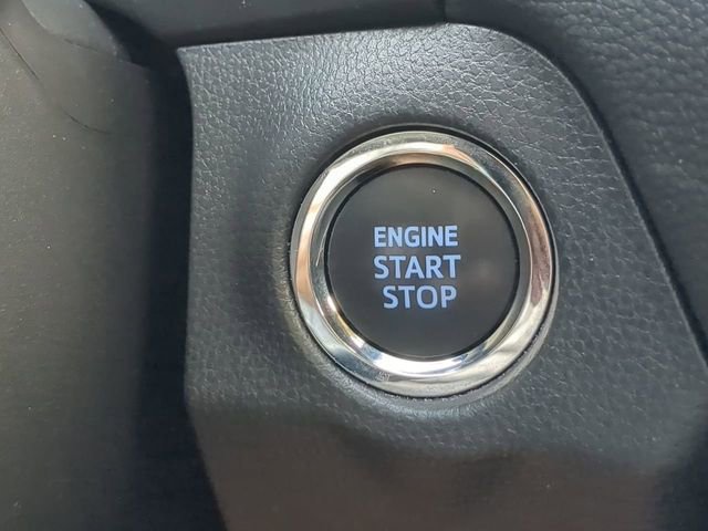 Certified 2022 Toyota RAV4 XLE w/ Convenience Package image 27