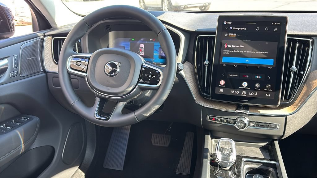 New 2026 Volvo XC60 B5 Plus w/ Climate Package AWD/4WD image 7