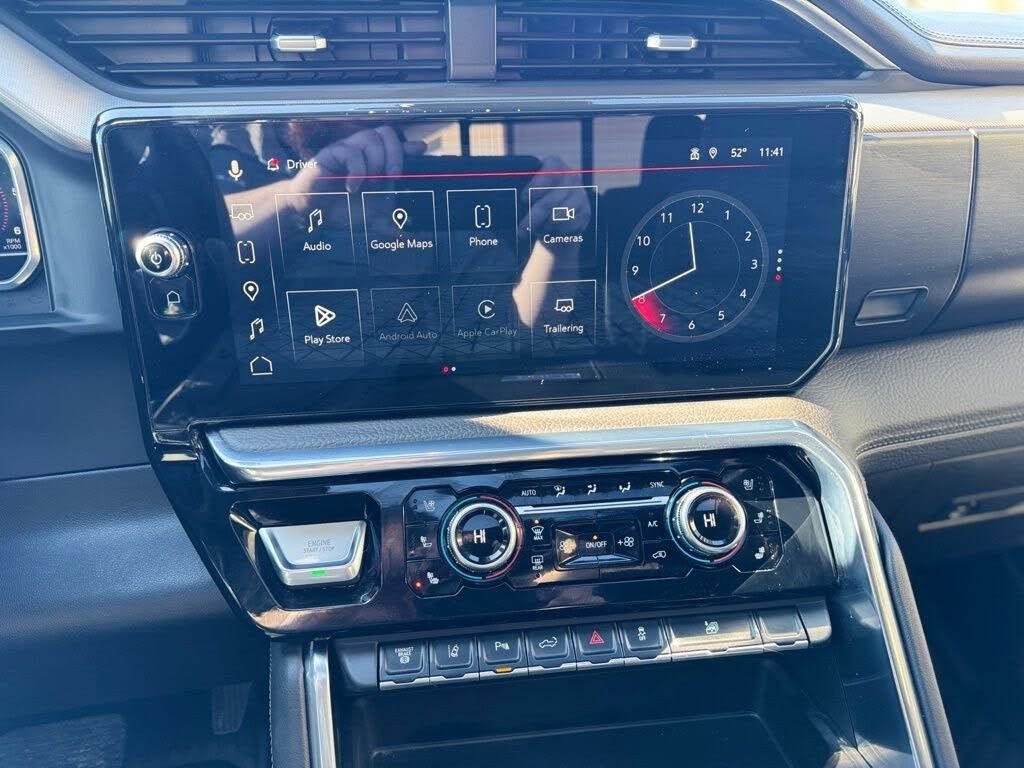 Used 2025 GMC Sierra 3500 Denali image 22