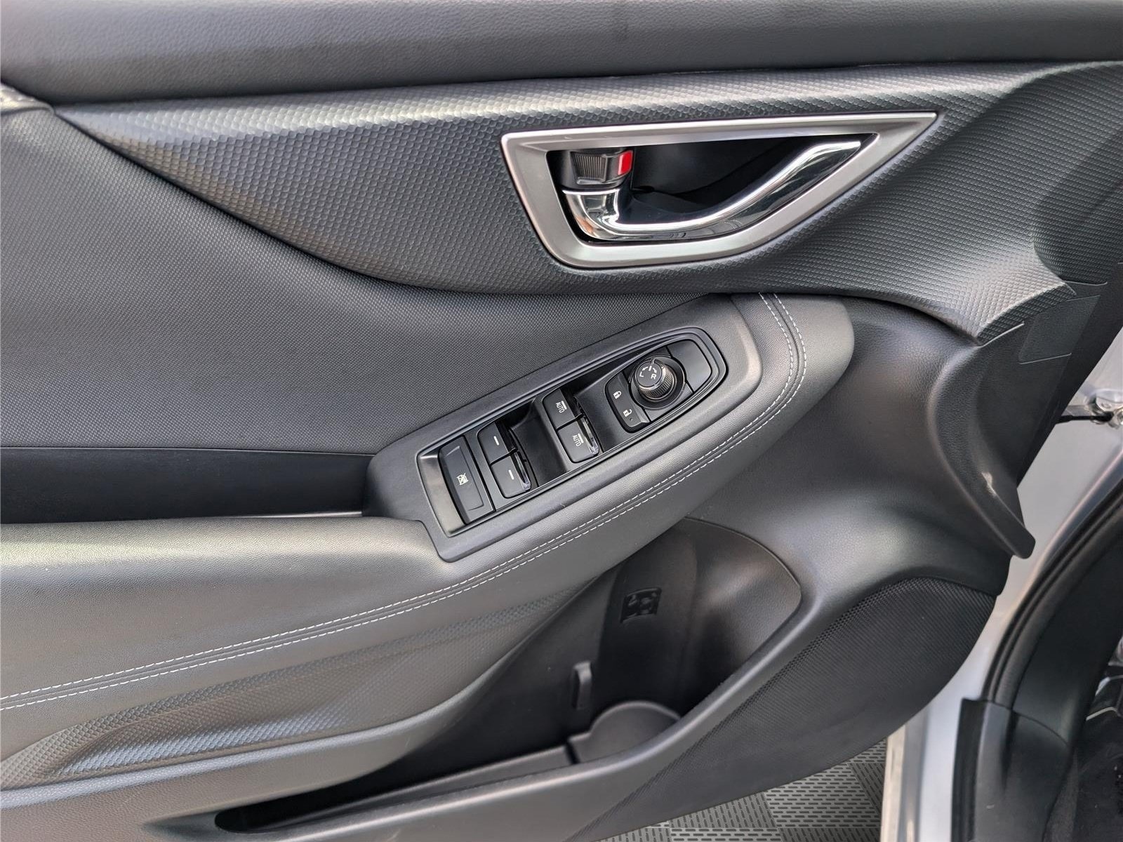 Used 2022 Subaru Forester Premium AWD/4WD image 19