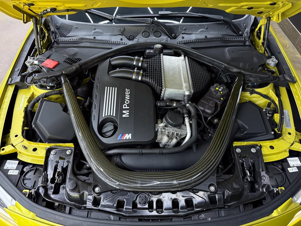 Used 2015 BMW M4 Coupe RWD image 26
