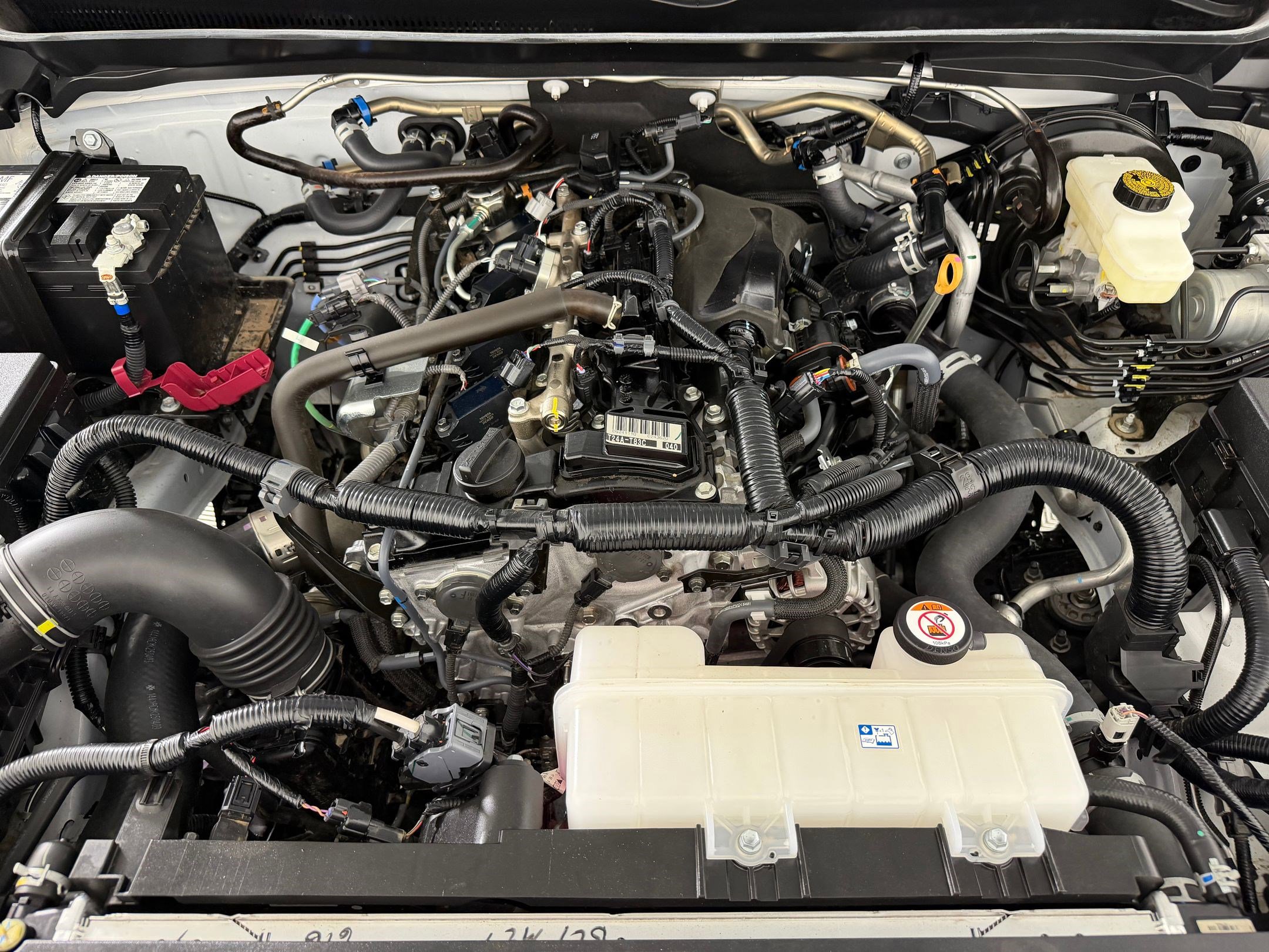 Certified 2025 Toyota Tacoma SR5 image 31