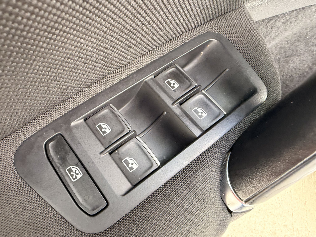 Used 2017 Volkswagen GTI S FWD image 11