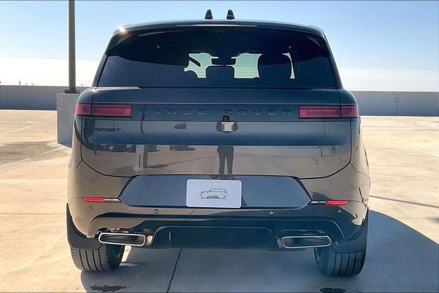 New 2026 Land Rover Range Rover Sport Dynamic SE image 4