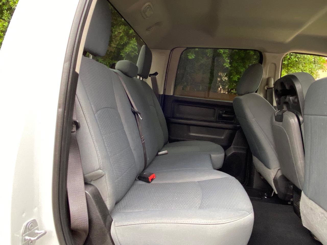 Used 2018 RAM 2500 Tradesman w/ Chrome Appearance Group image 46