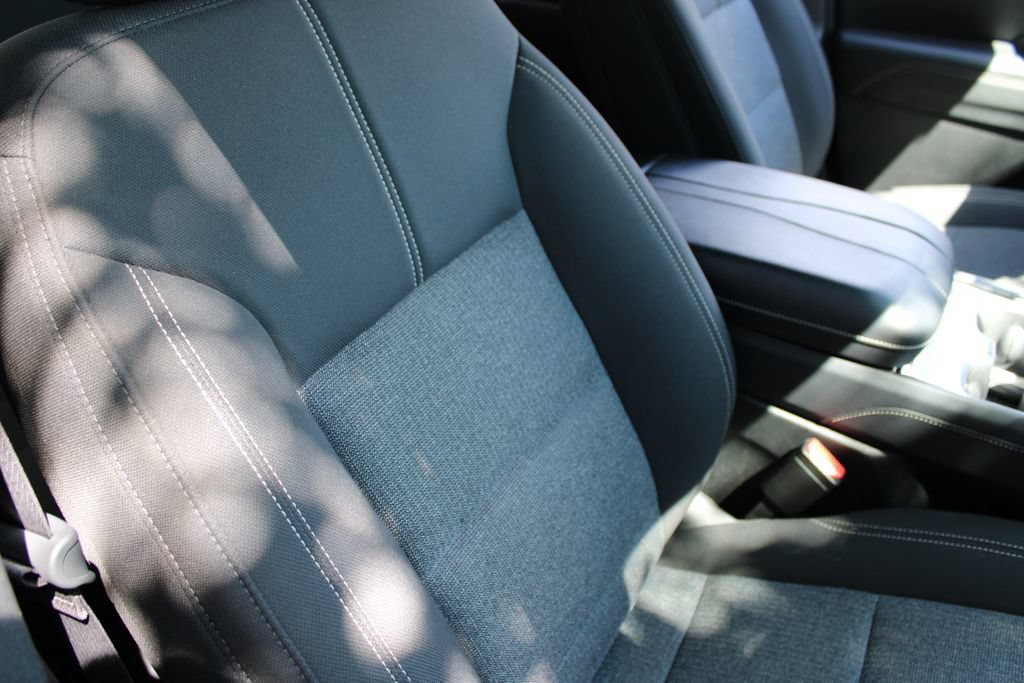 Used 2025 GMC Acadia Elevation FWD image 21