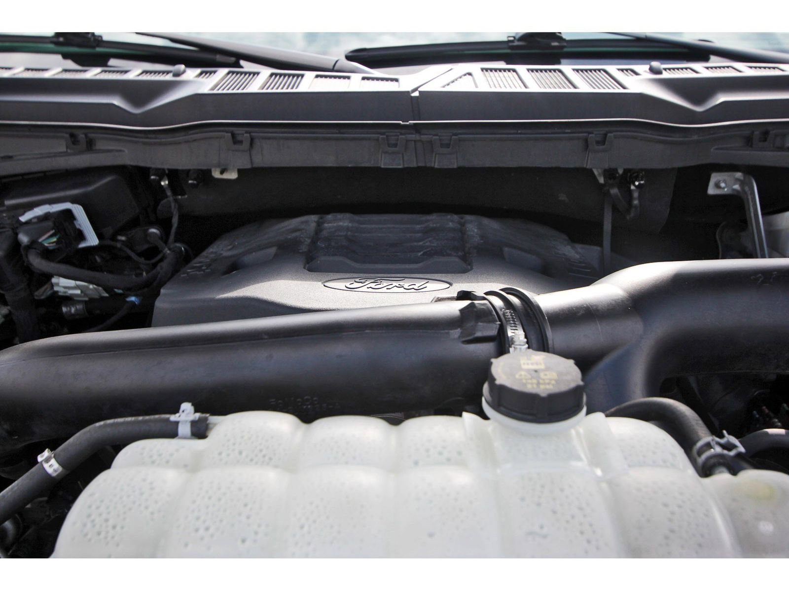 Used 2023 Ford F150 Lariat w/ Equipment Group 502A High image 32