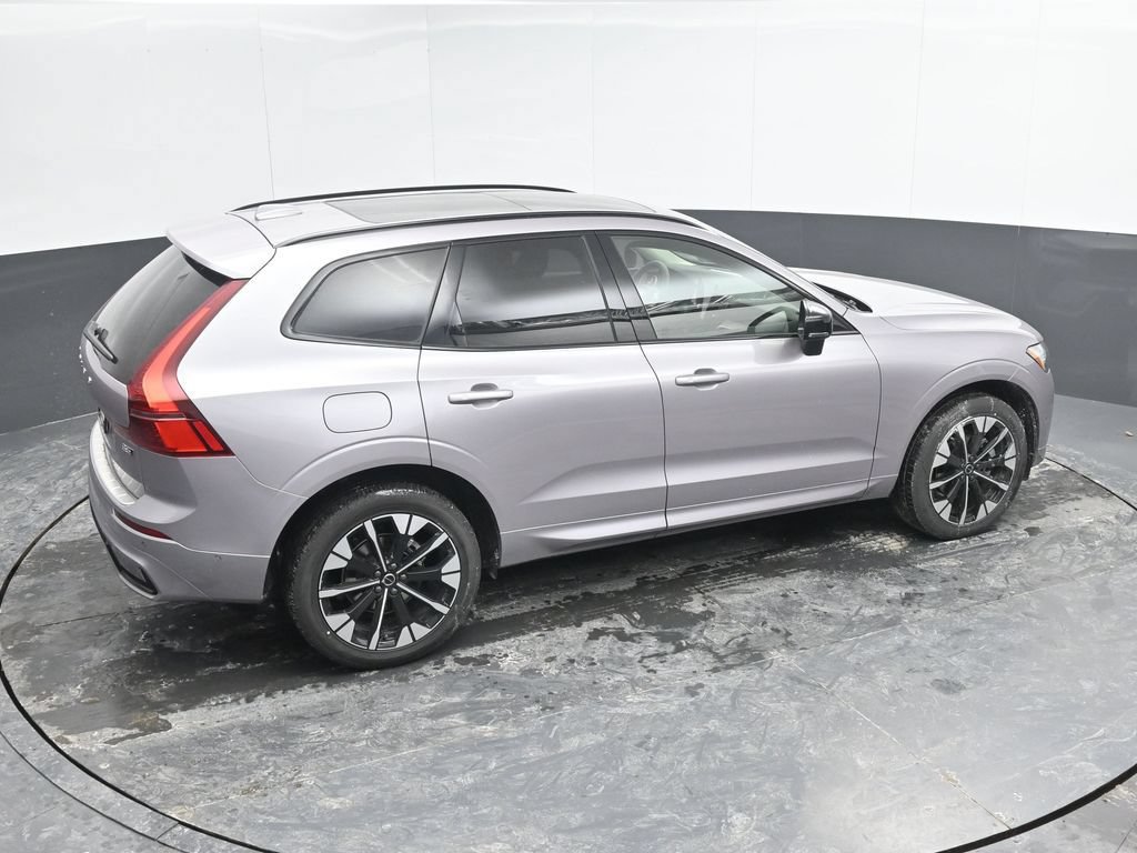 New 2026 Volvo XC60 B5 Plus w/ Protection Package Premier AWD/4WD image 30