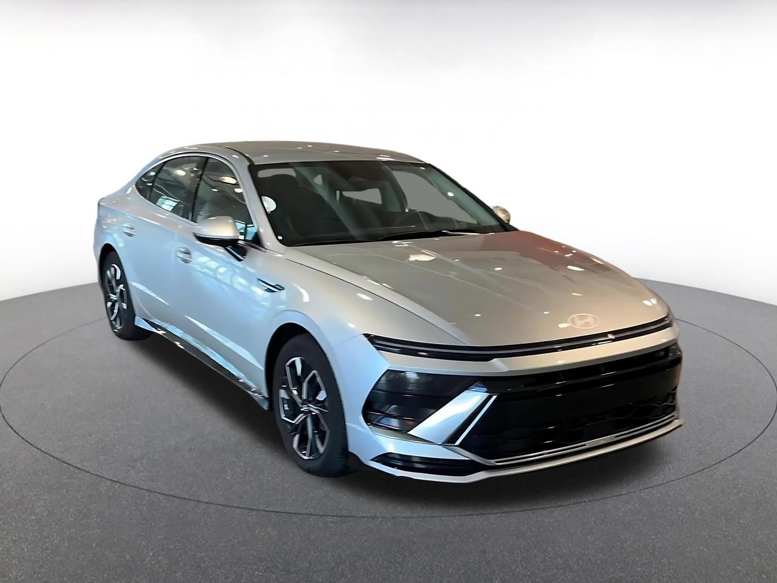 Used 2025 Hyundai Sonata SEL image 3