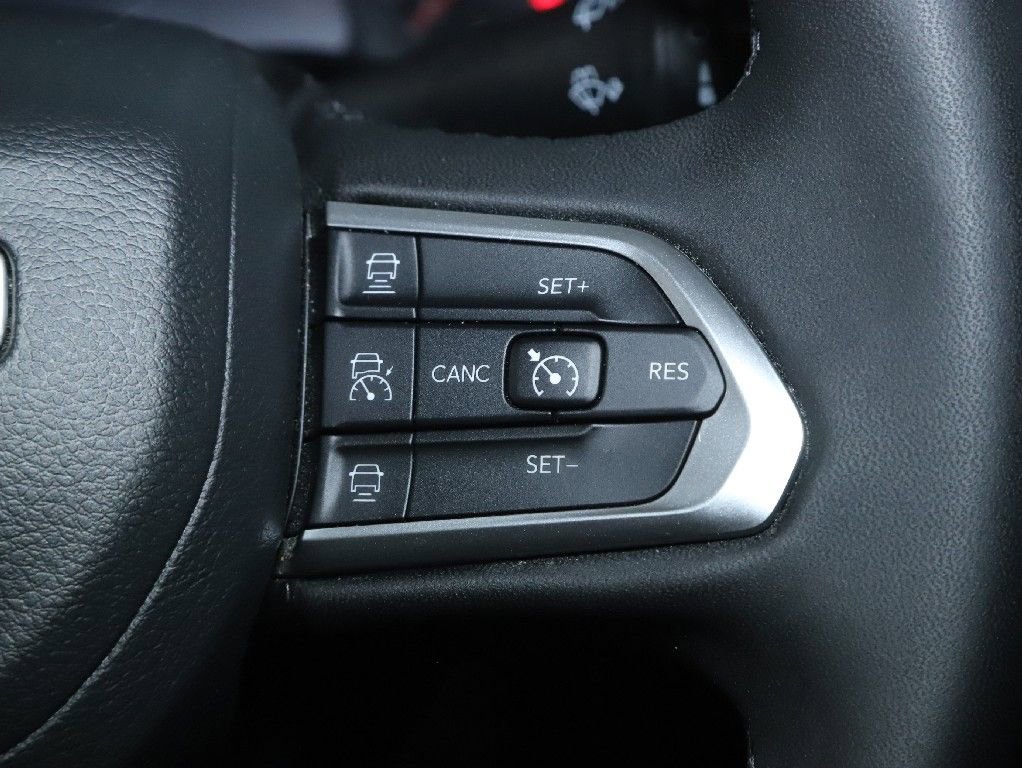 Used 2024 Jeep Compass Limited image 23