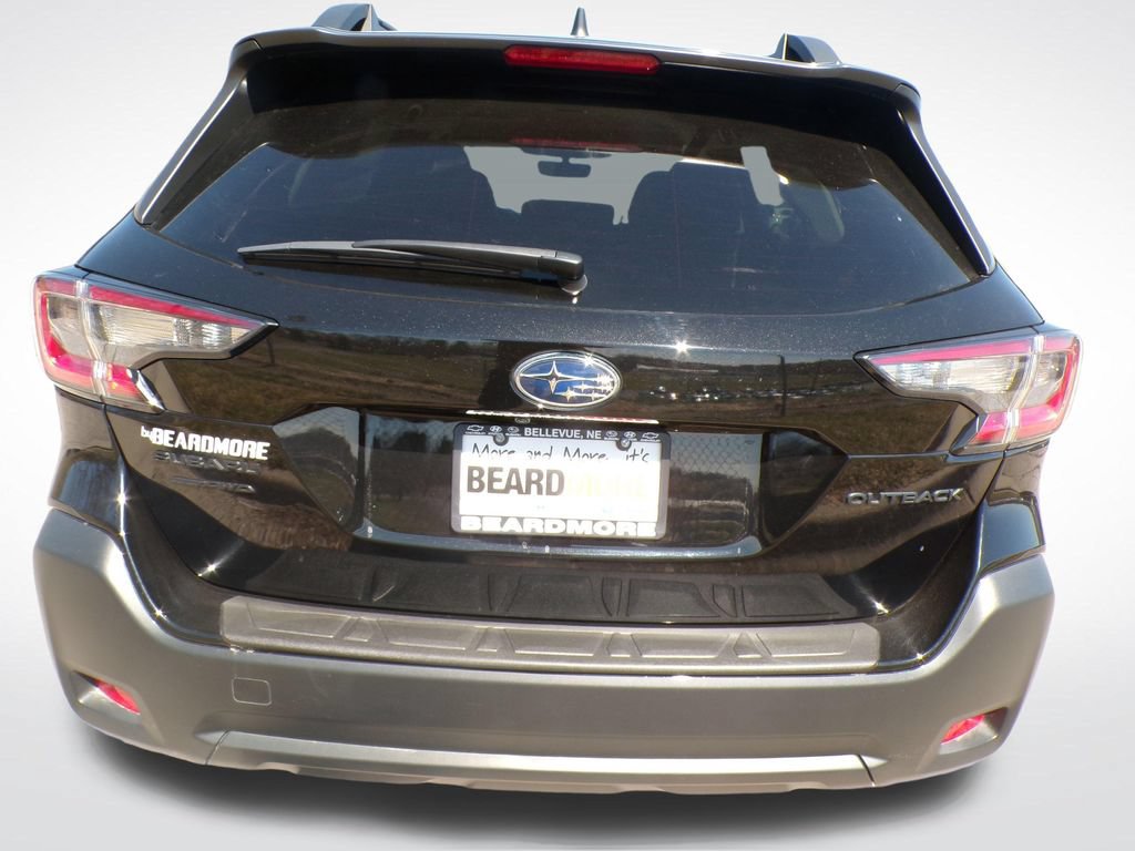Used 2023 Subaru Outback Onyx Edition AWD/4WD image 3