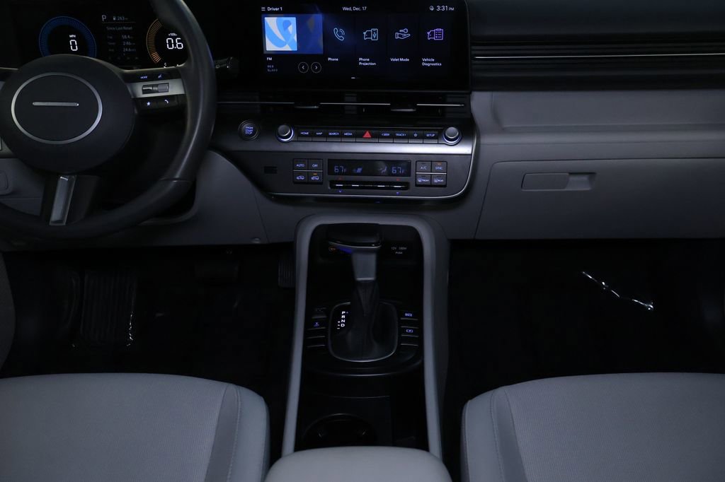 Used 2024 Hyundai Kona SEL image 15