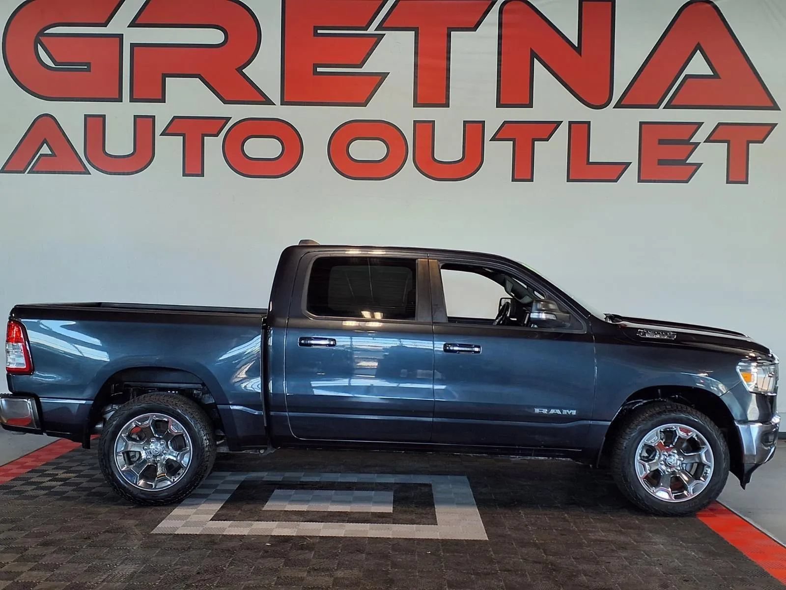 Used 2019 RAM 1500 Big Horn AWD/4WD image 1