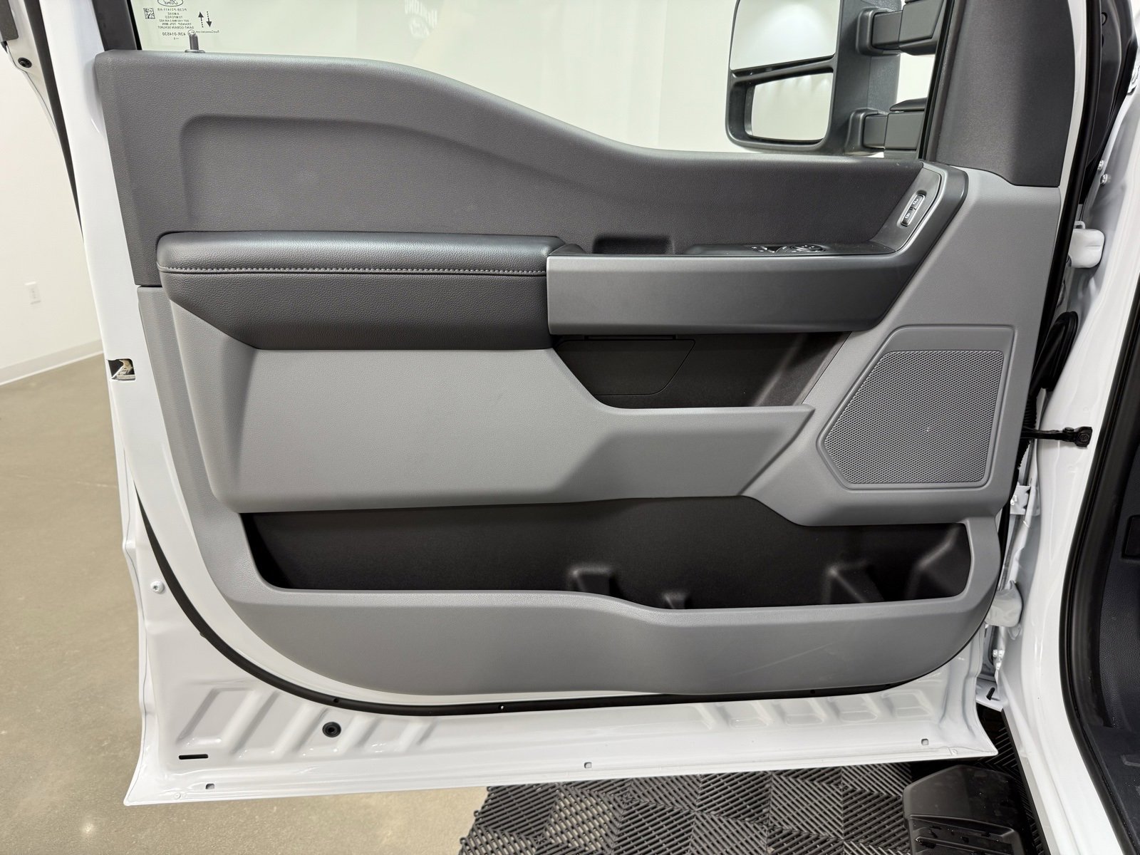 New 2025 Ford F350 XLT w/ XLT Value Package image 9