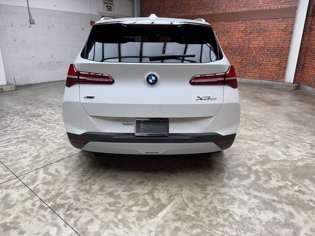 Used 2026 BMW X3 xDrive30i w/ Convenience Package AWD/4WD image 4