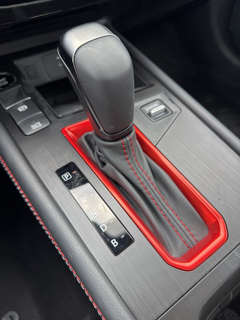 New 2026 Nissan Kicks SR w/ SR Premium Package FWD image 13