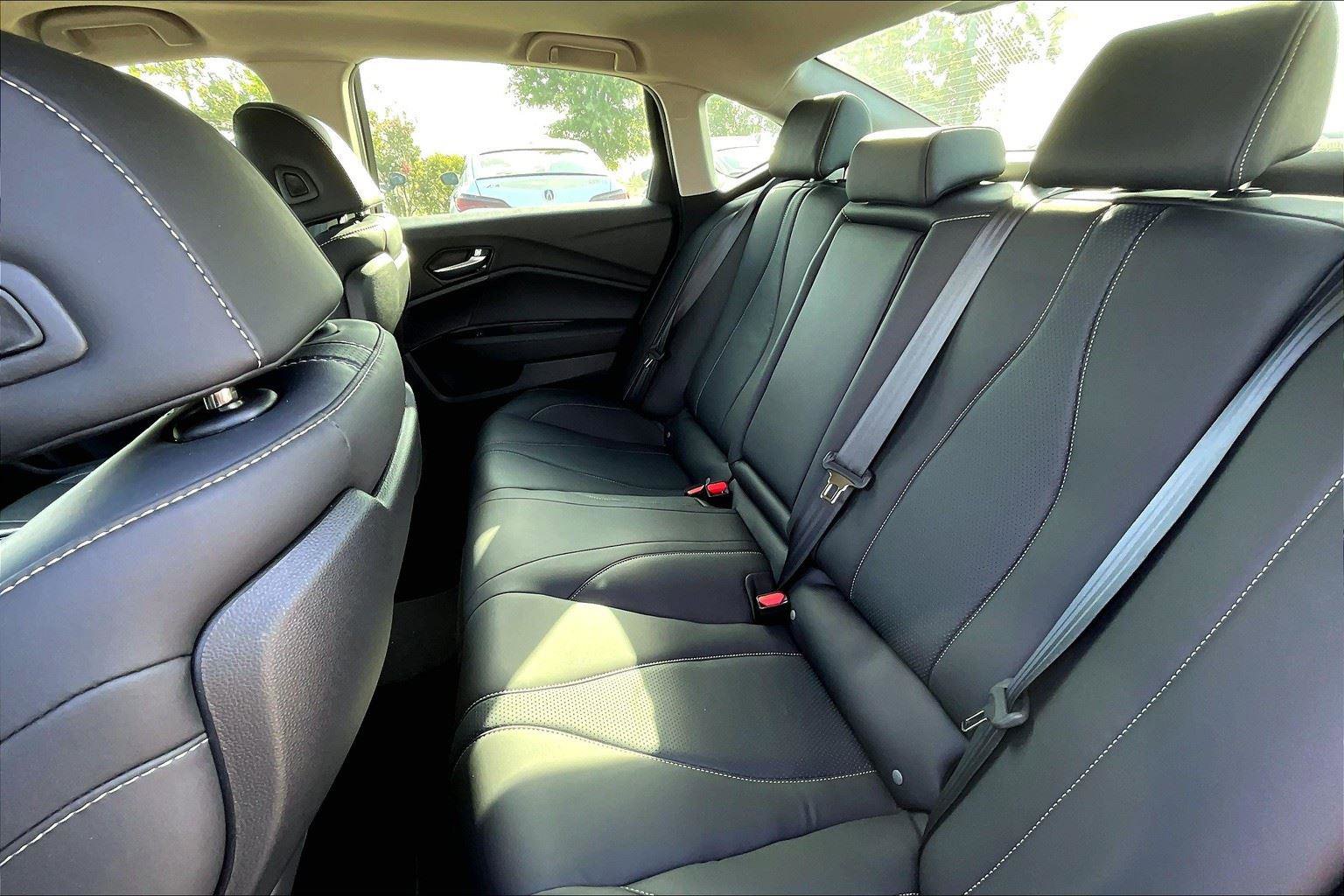 New 2025 Acura TLX w/ Technology Package image 17