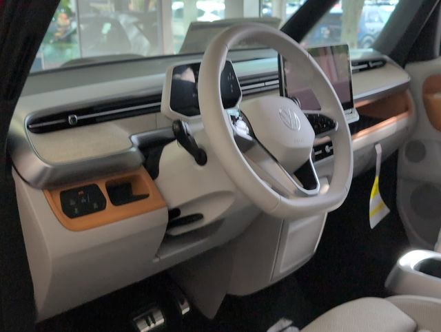 New 2025 Volkswagen ID. Buzz Pro S Plus image 7