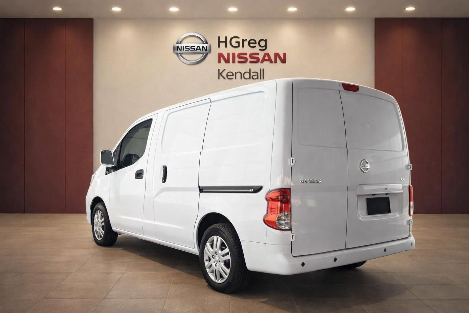 Used 2021 Nissan NV200 SV image 2