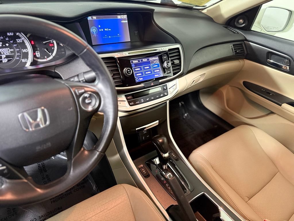 Used 2013 Honda Accord EX-L image 17