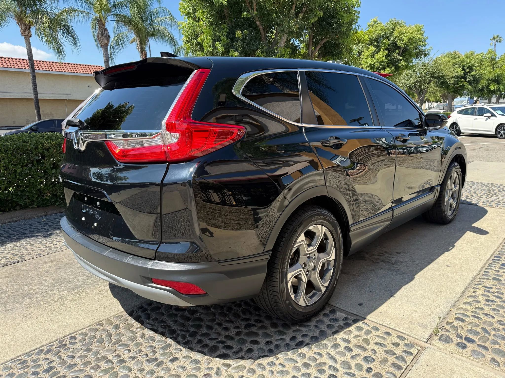 Used 2017 Honda CR-V EX-L image 5