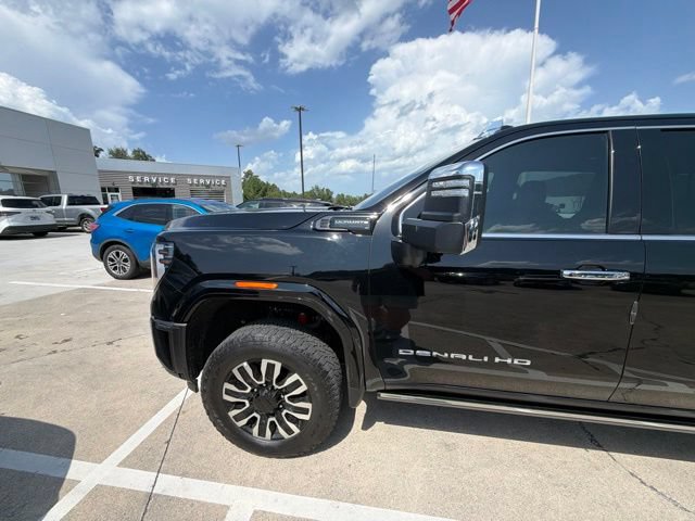 Used 2024 GMC Sierra 2500 Denali Ultimate w/ Max Trailering Package AWD/4WD image 5